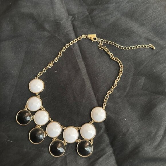 Black & White & Chic All Over: Cookie Lee Statement Necklace - Picture 3 of 3